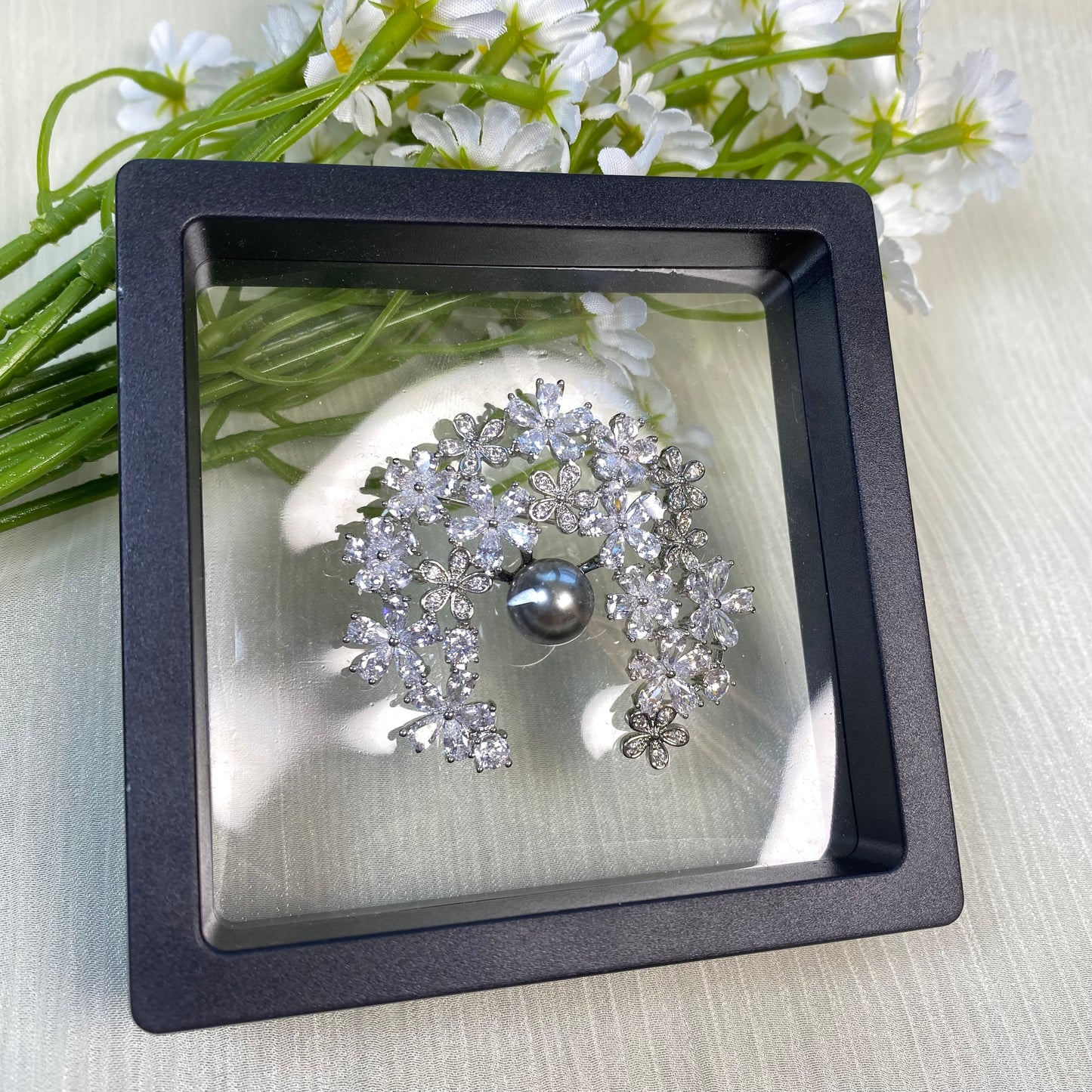 Nacrebloom Snowflake Brooches, Synthesis Pearl Brooch 10mm Pearl Pin, wedding gift, pearl brooch