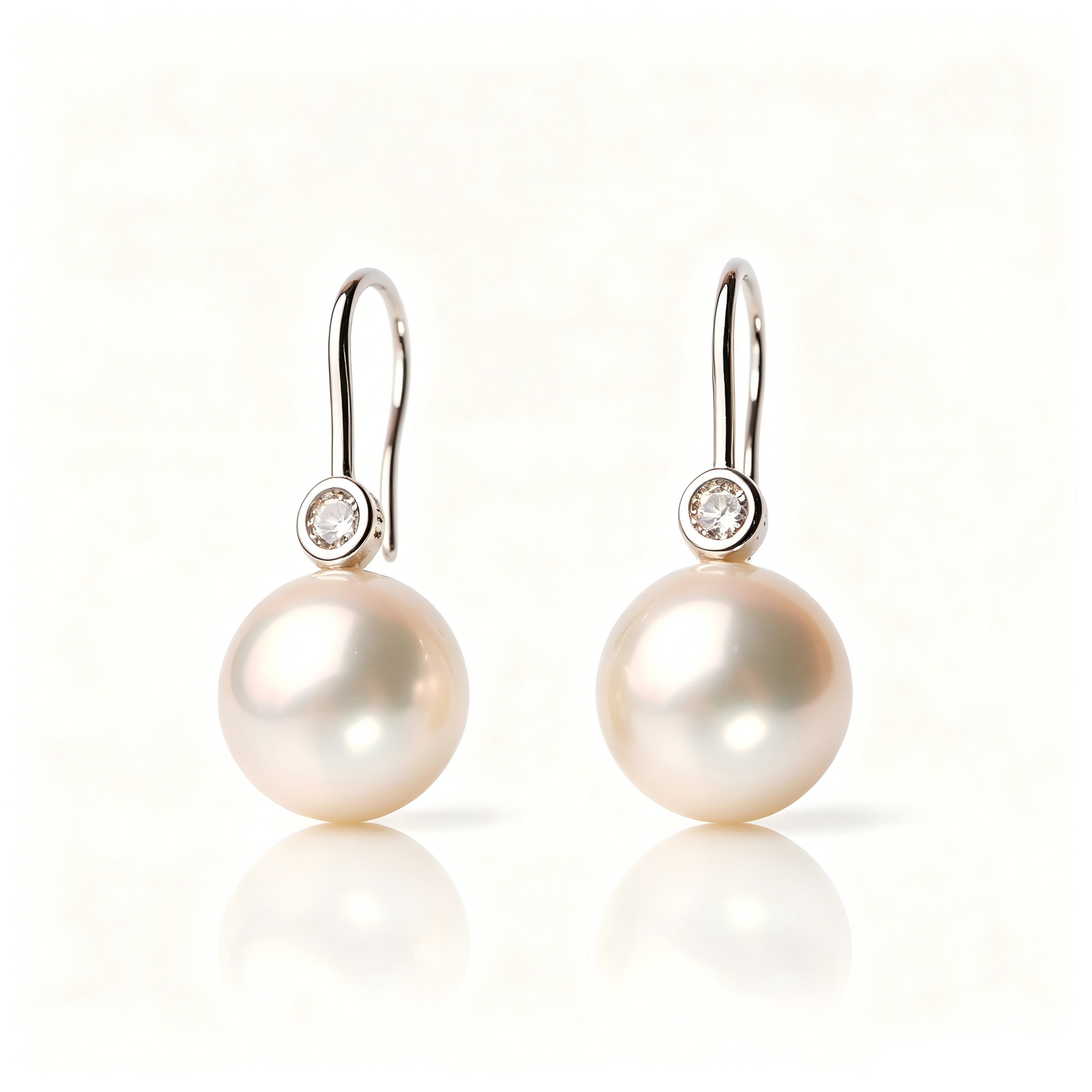 No AI fake images, no heavy retouching! Every picture is taken from real products. Natural pearls have their own unique features, while our real shots clearly display the standard quality of this grade, so you can shop with confidence.