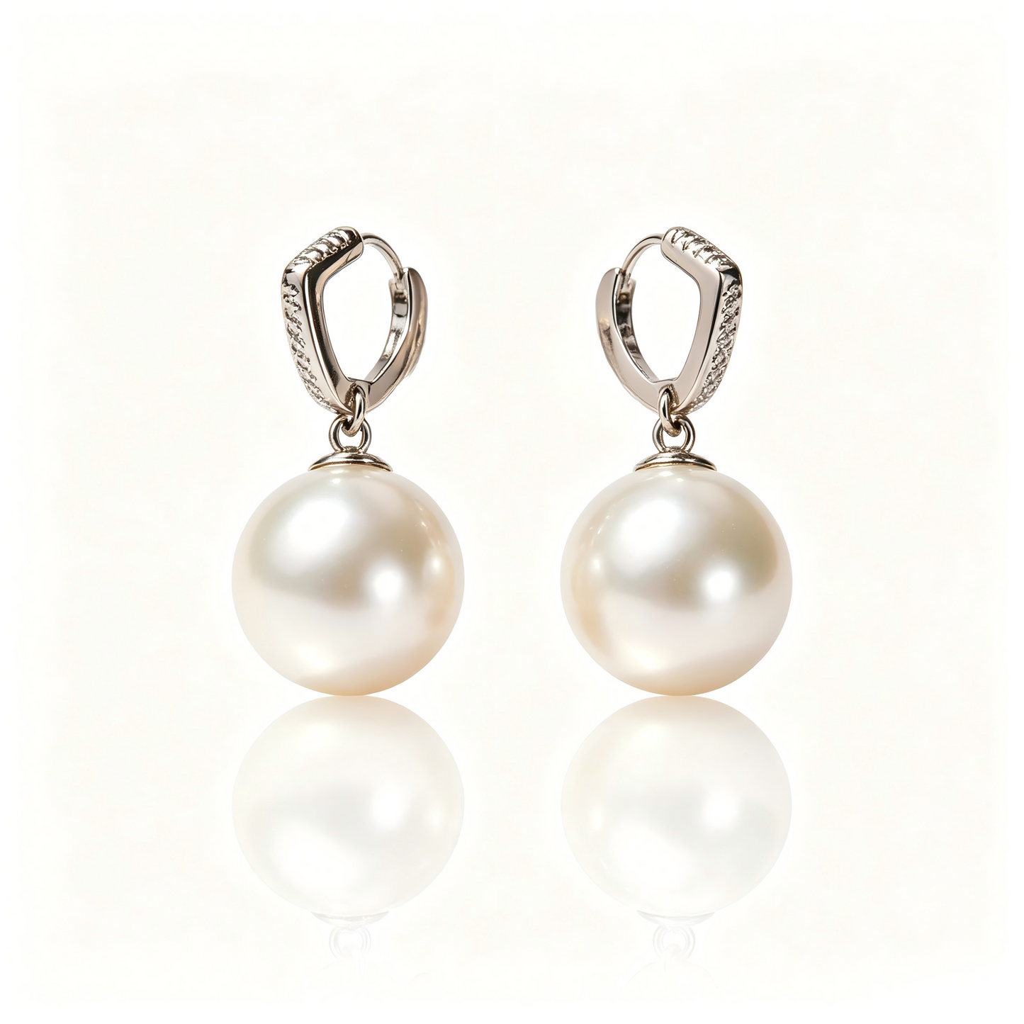 No AI fake images, no heavy retouching! Every picture is taken from real products. Natural pearls have their own unique features, while our real shots clearly display the standard quality of this grade, so you can shop with confidence.